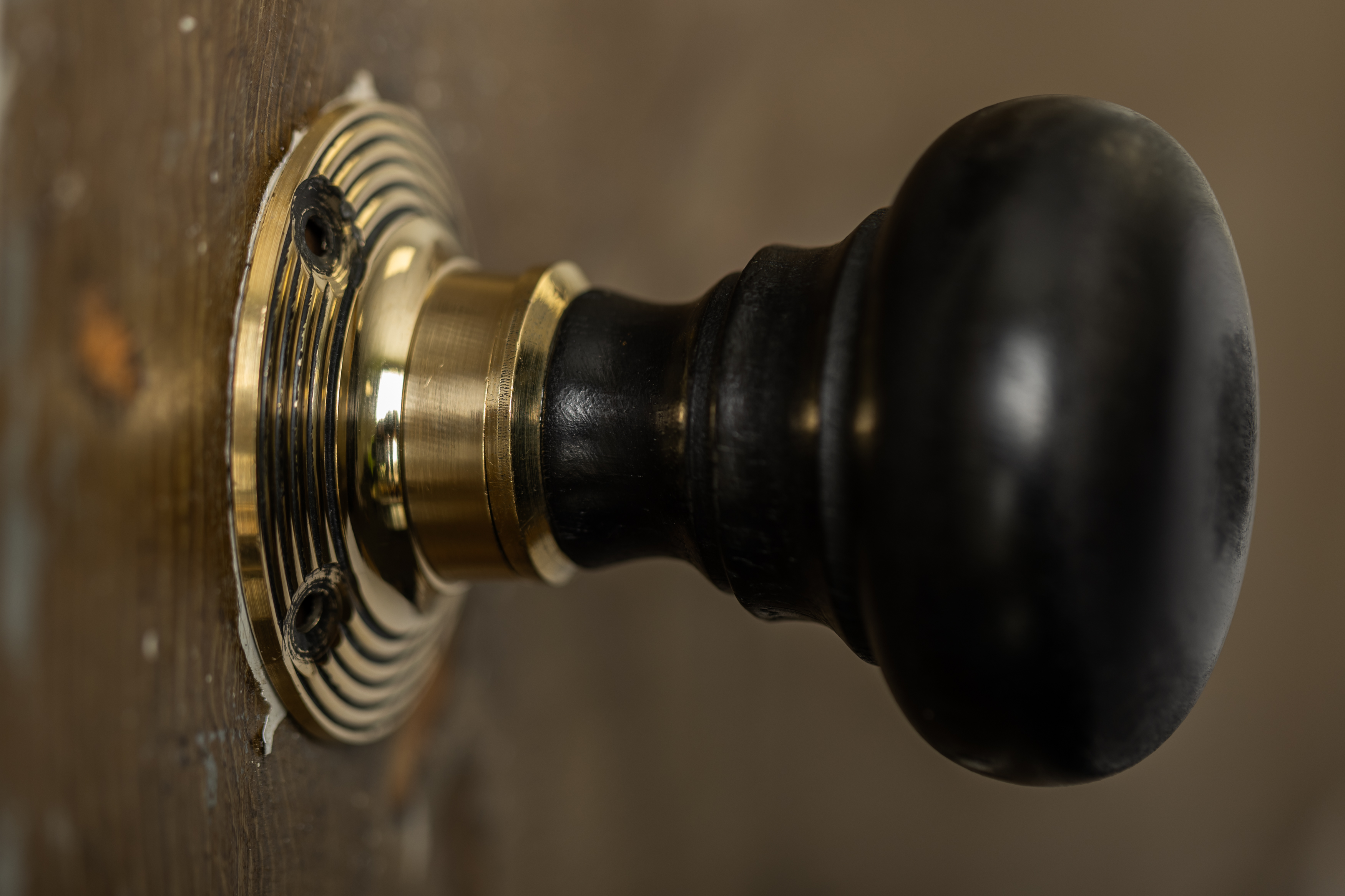 Edwardian Door Knobs - Ebonised Bun